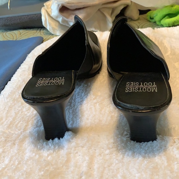 Mules - Picture 3 of 4